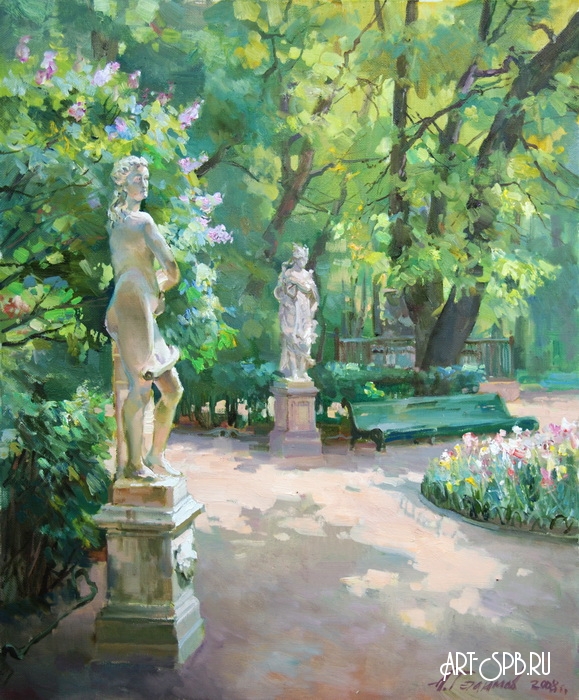 Сирень в Летнем саду. Скульптура Архитектура